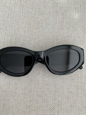 SUNNIES STUDIOS Alba Ink Midnight Oval Black Sunglasses Plastic Women Classic